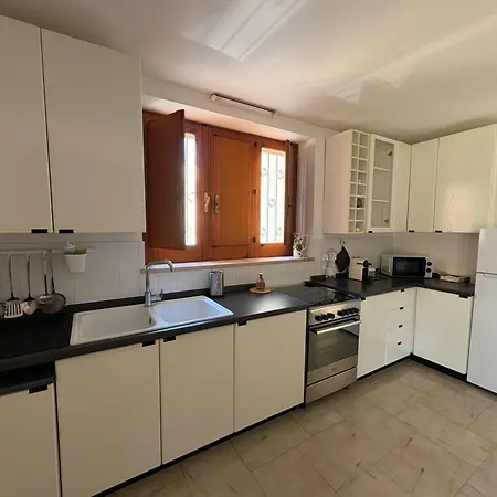 The Golden House Vakantiehuis *